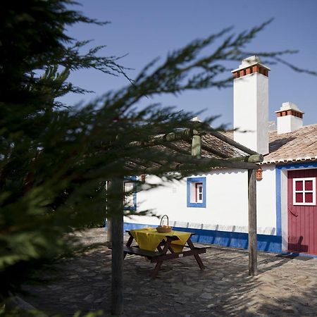 Вилла Monte Dos Parvos Вила-Нова-де-Мильфонт Экстерьер фото